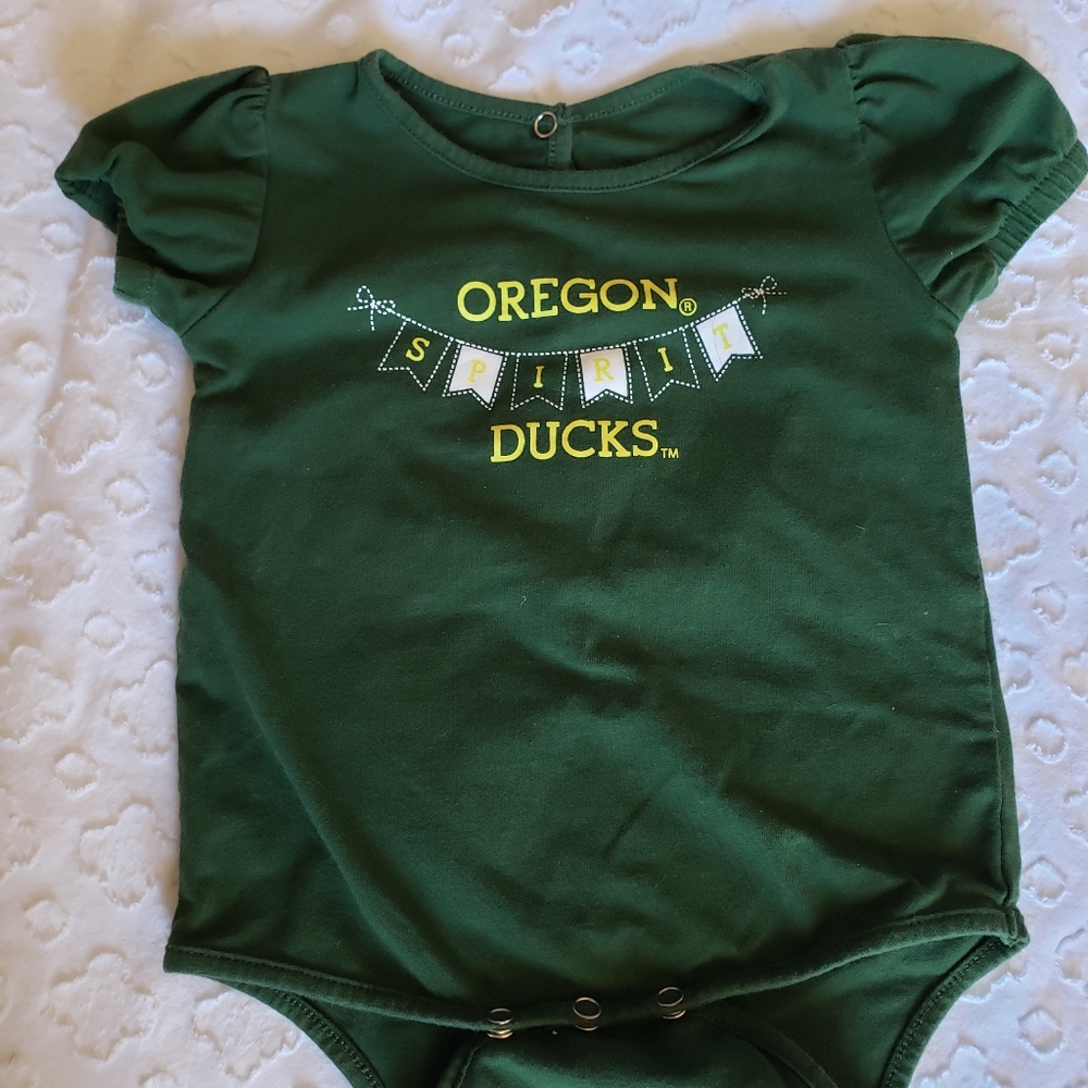 3/$20 6-12M Oregon Ducks Girl's Onesie